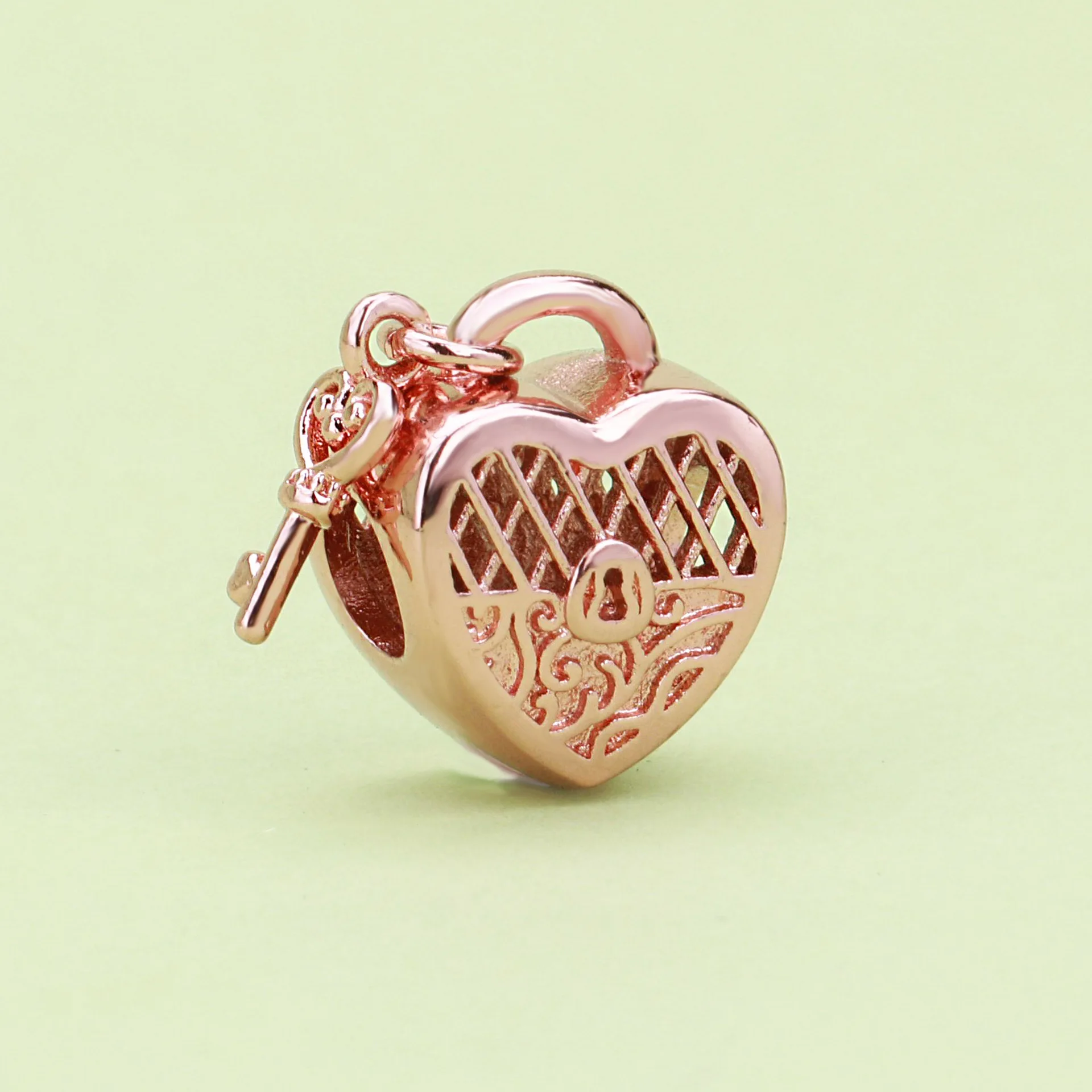 Шарм-подвеска женский из серебра 925 пробы под розовое золото | Украшения и
