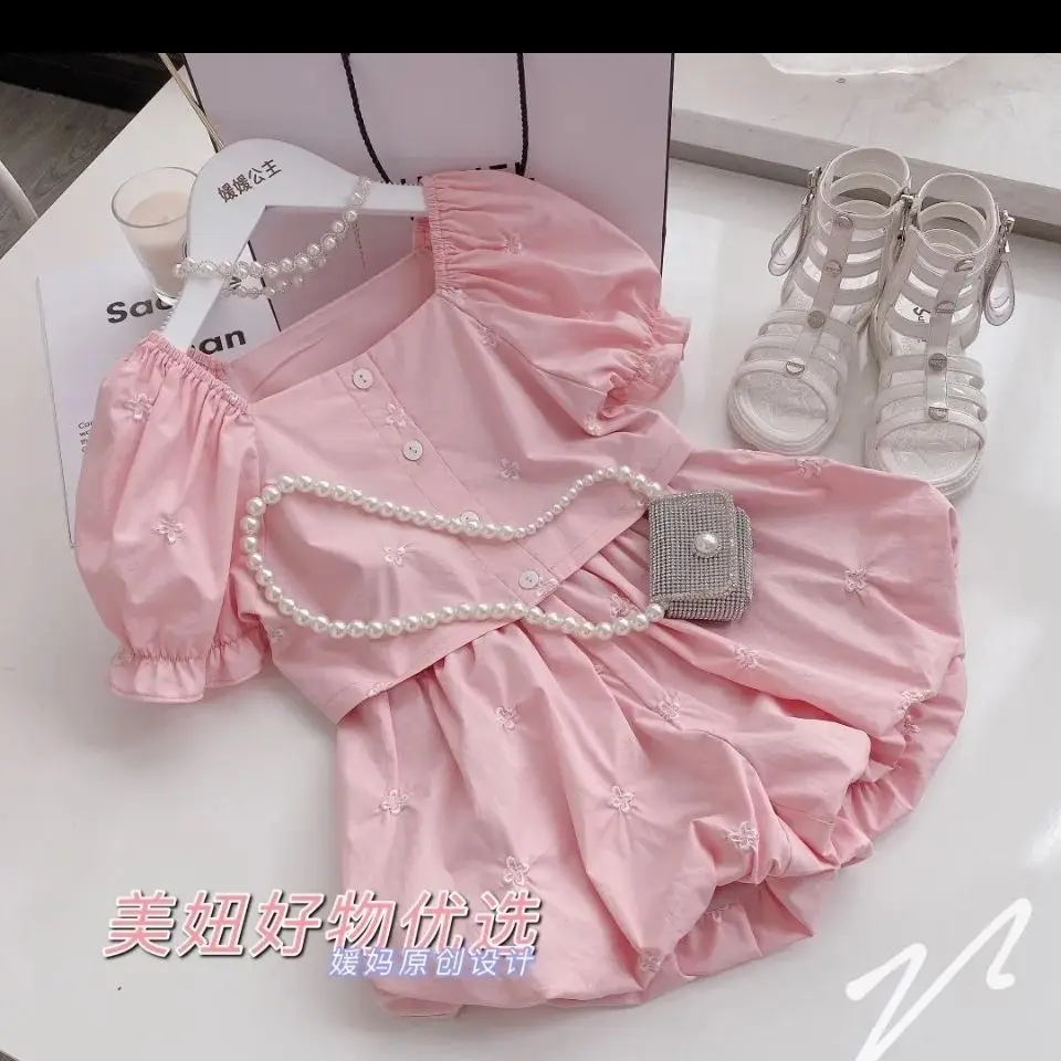 

Корейский стиль, летняя Новинка, комплект одежды для маленьких девочек, детская Милая рубашка с пышными рукавами и короткими рукавами + одно...