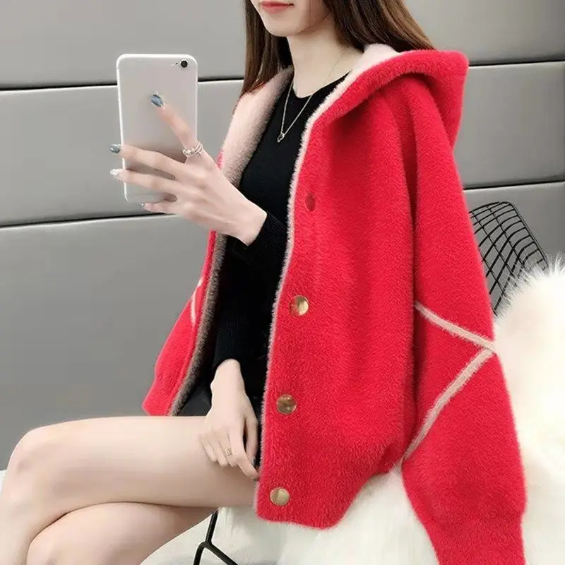 

Women 2021 Winter Fashion Imitation Mink Short Coat Female Loose Hooded Cardigan Outwears Ladies Thick Warm Sweater Jacket W509