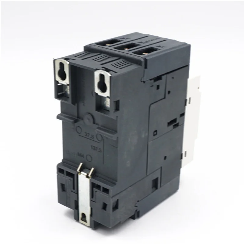 

New in box original brand new circuit breaker dc NSX100F 3P 16A TM16D LV429637