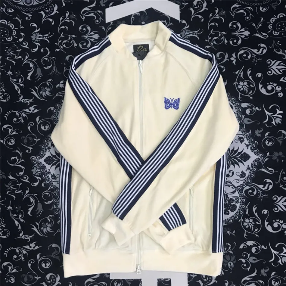 

Coats & Jackets