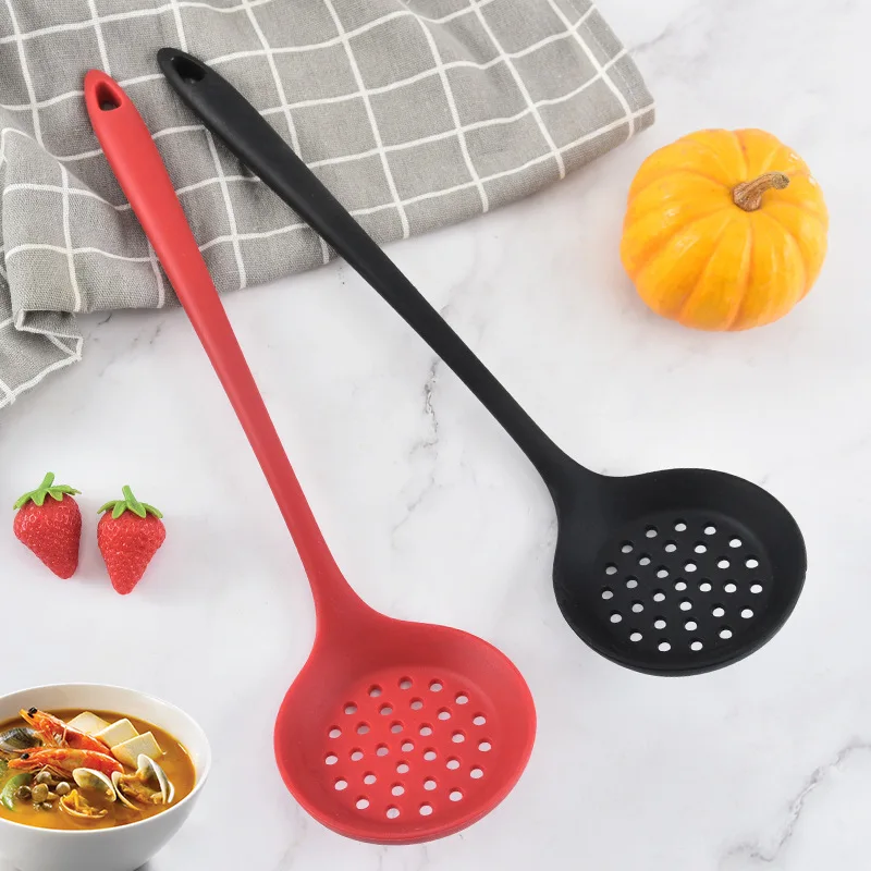 

1 Pc Skimmer Spatula Silicone Slotted Spoon Skimmer Spoon Strainer Ladle with Long Handle kitchen utensils