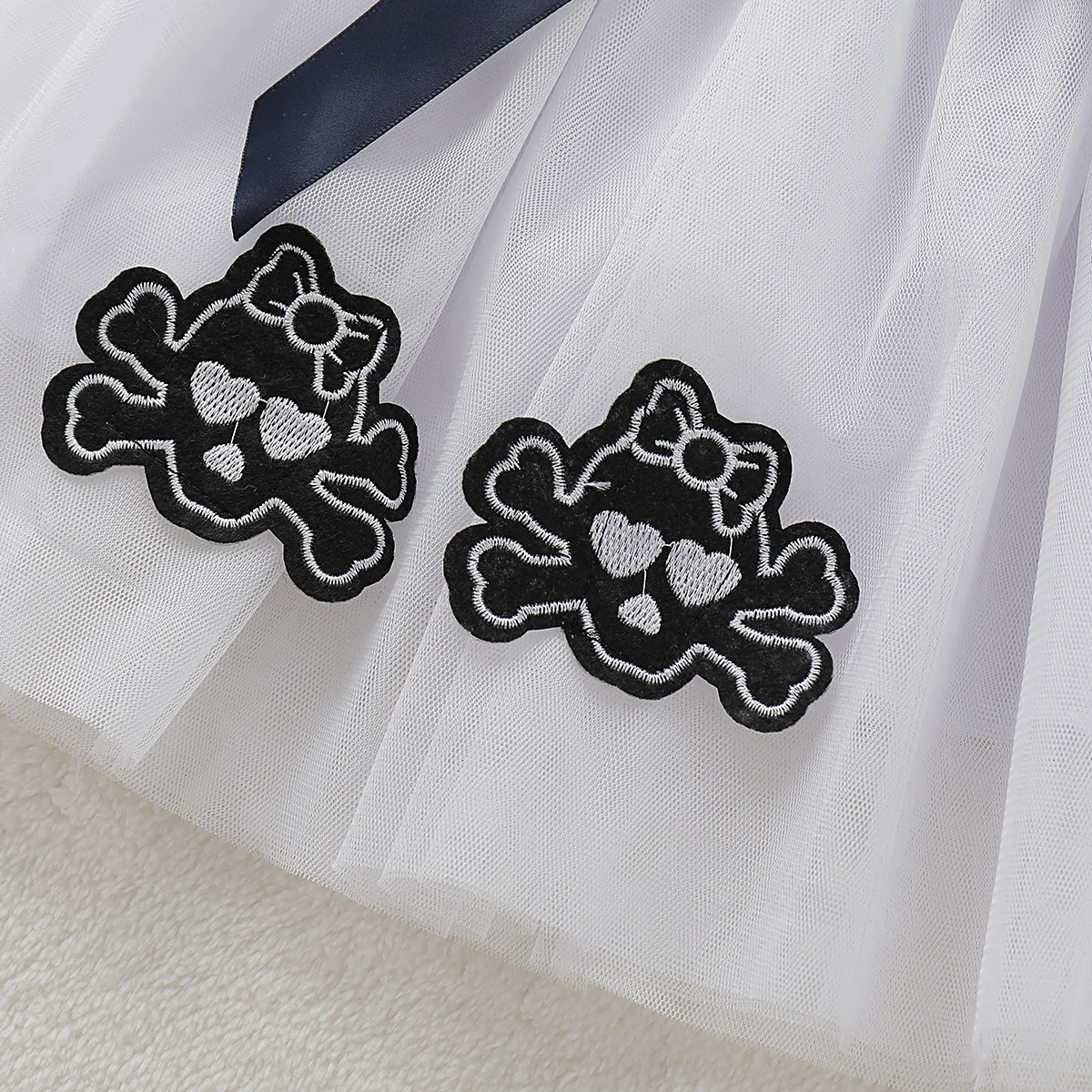 

Free shipping Baby Toddler Girls Skeleton Print Halloween Outfits Romper + Leg Warmers + Mesh Skirt baby girl clothes for party