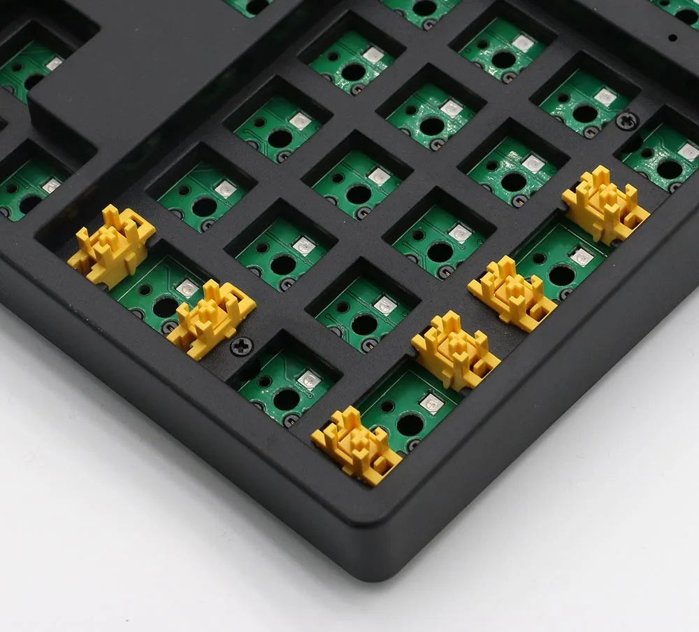 2 4G BT5.0 Type-c 108 87 RGB макро механический фотоэлемент Горячая замена печатной платы