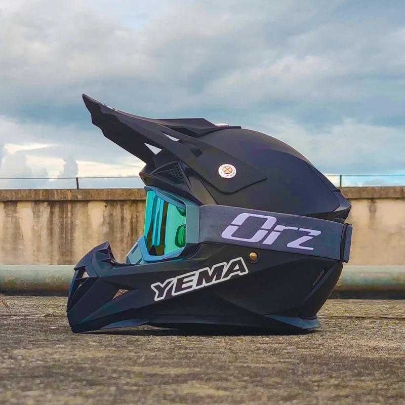 Мотоциклетный шлем Motocros Kask гоночный классический для мотокросса и спуска с горы