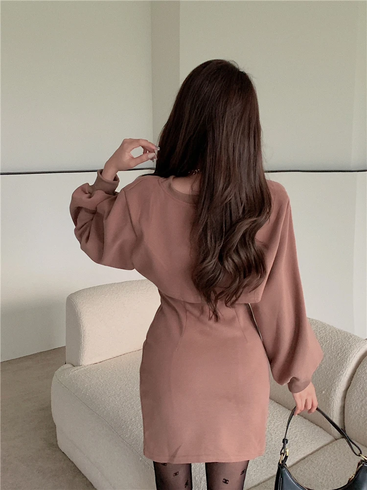 Женский осенне-зимний дизайнерский пикантный Пуховик цвета хаки свитер