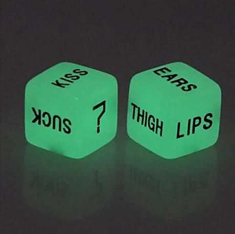 2 PCS Noctilucent Funny Sex Dice Romance Love Humour Party Gambling Adult Games Sex Toys Erotic Craps Pipe For Couples