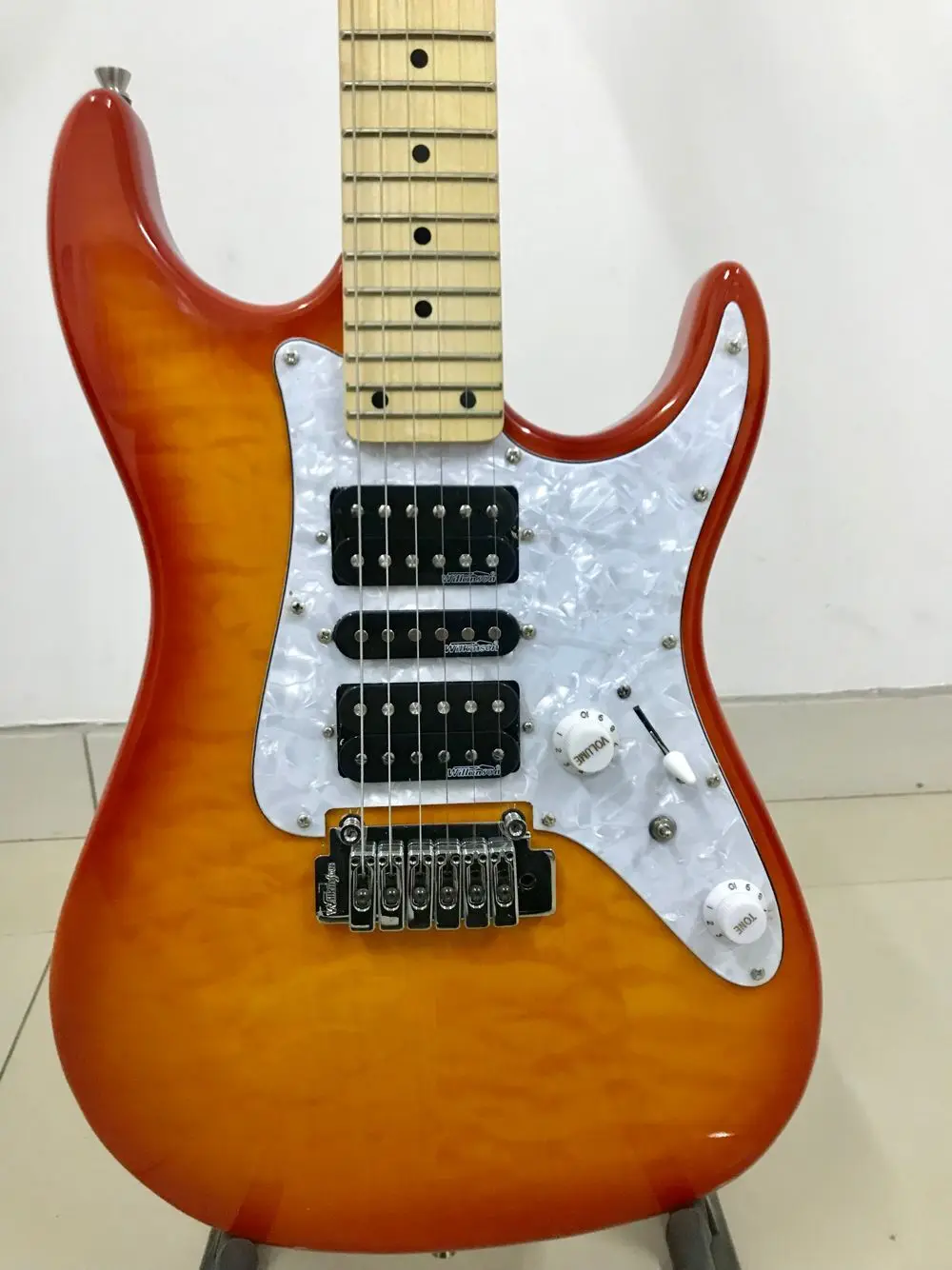 KSG AAA стеганая Кленовая электрическая гитара Уилкинсон Магнето звукосниматели