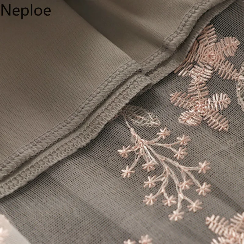 Neploe женский костюм из двух предметов Лето 2019 с аппликацией бисером и круглым