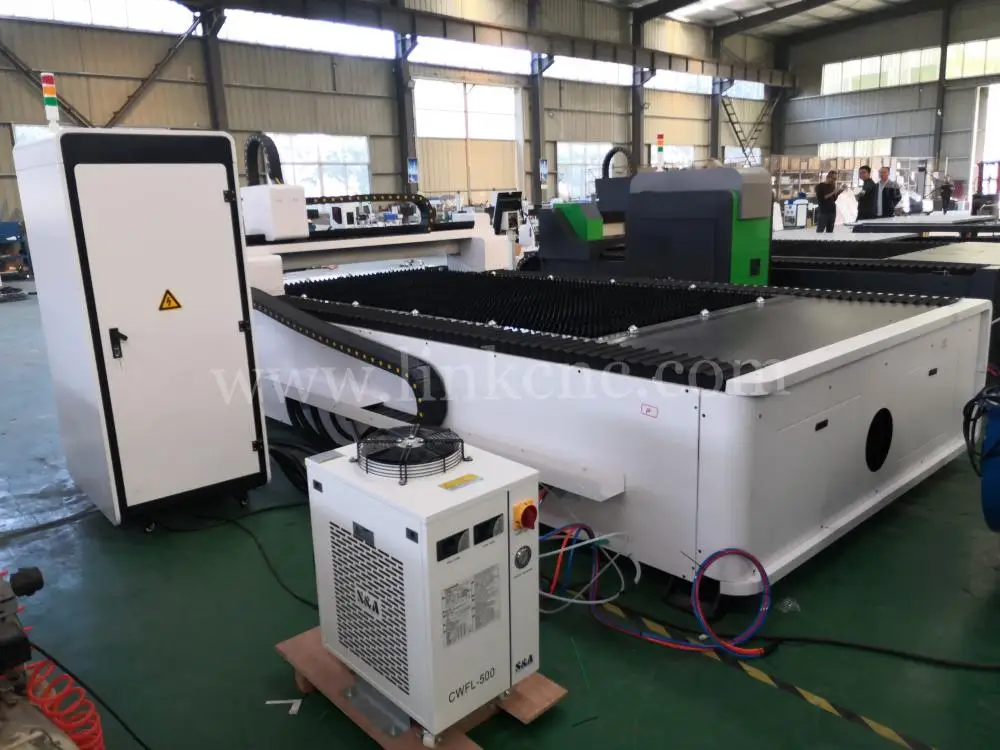 Фабричная акция волоконно-лазерная машина для резки металла 0 5 кВт 1 2 |