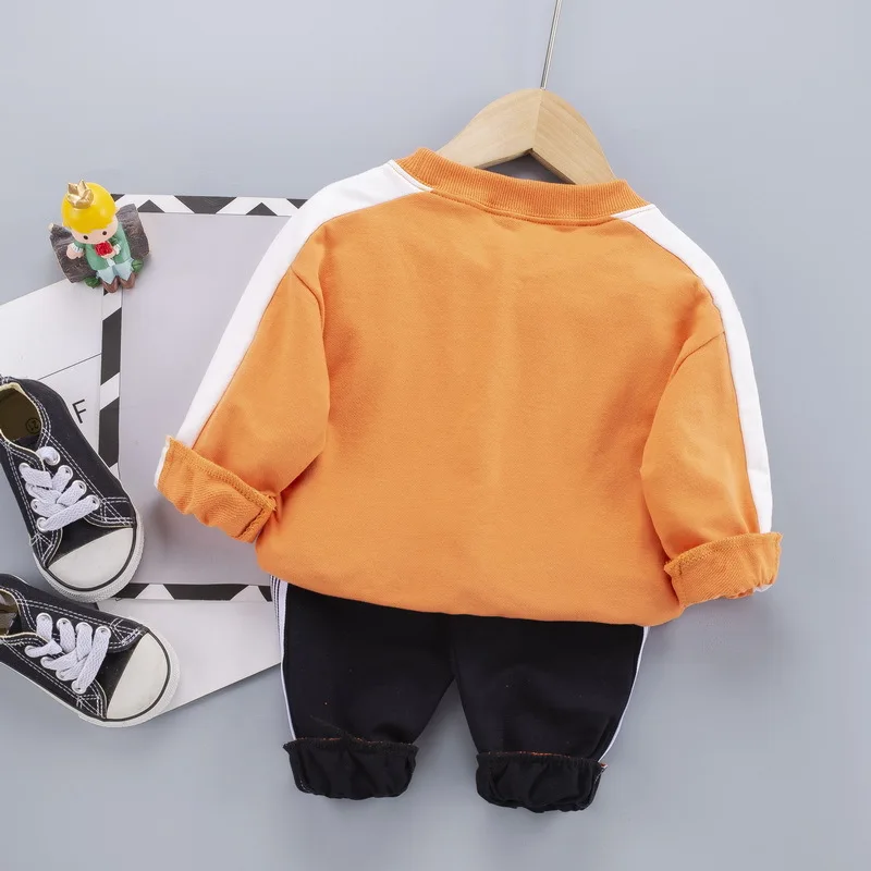 Детская одежда весна-осень модный спортивный костюм в полоску с мультяшным