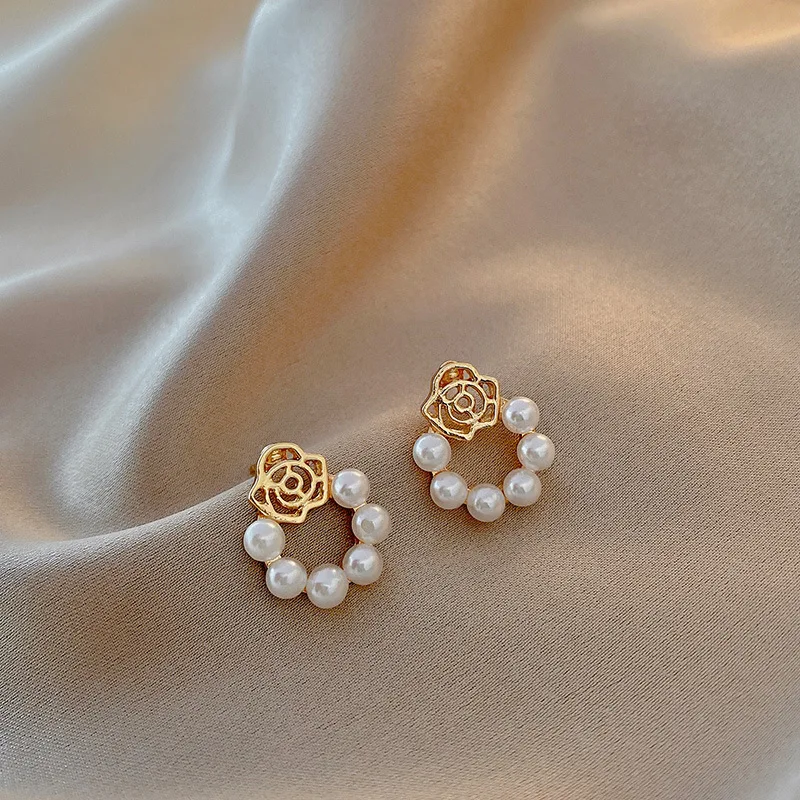 

2020 New Fashion Earrings Feminine Rose Pearl EarringsGift Ear Stud s925 GraceEarringCharmJewelry