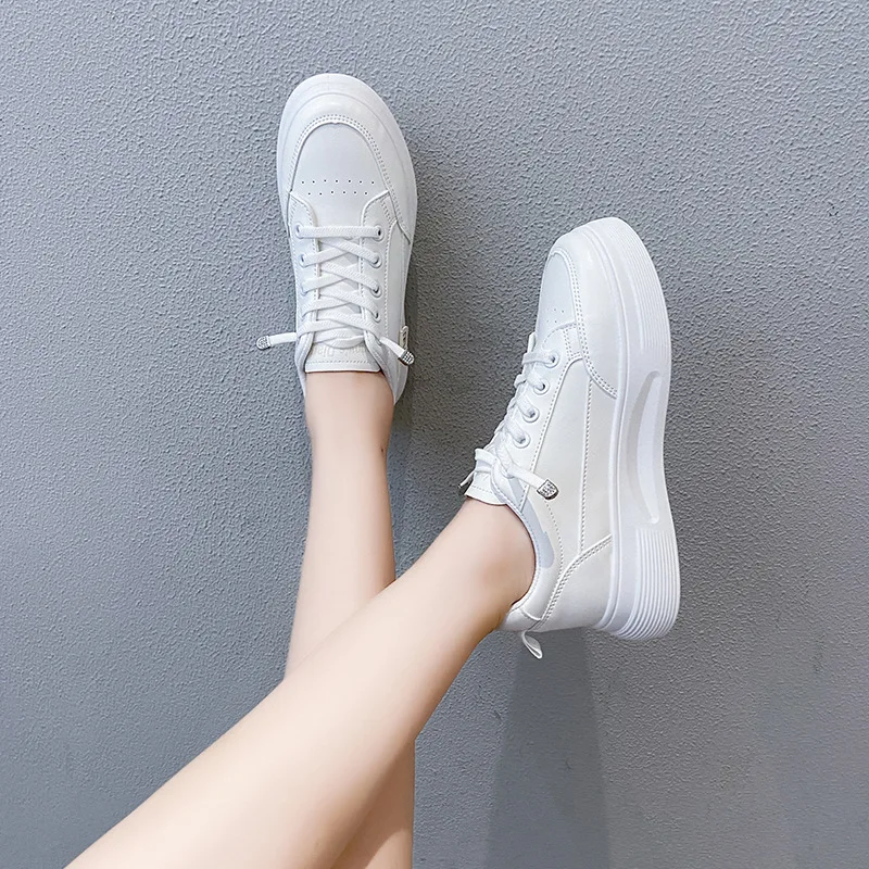 Han edition white shoe female ins tide fall 2021 new higher running breathable leisure Q103 sandals female students