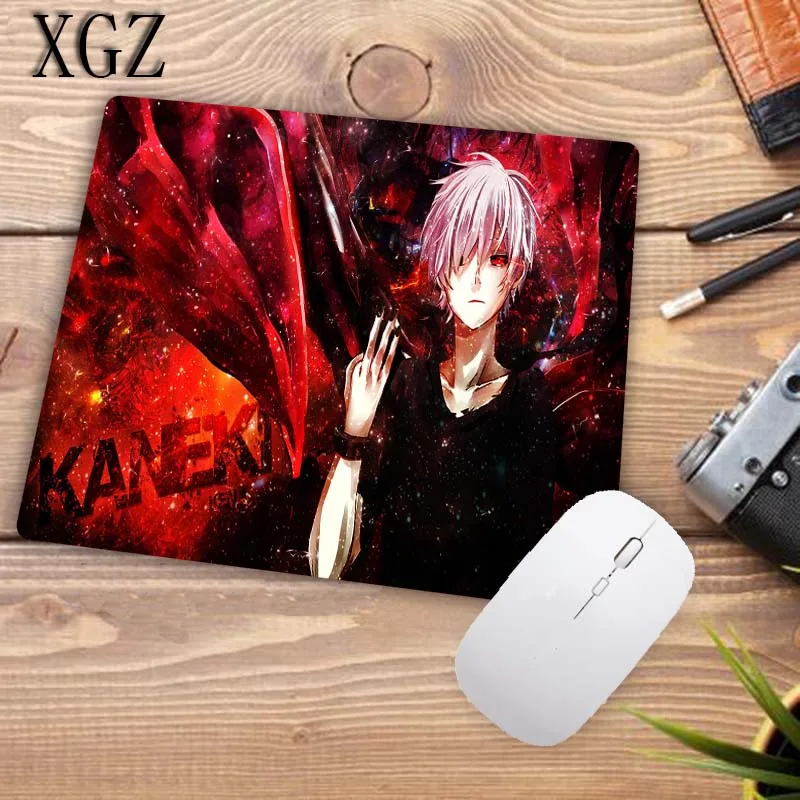 

XGZ Tokyo Ghoul Anime Large Gaming Mouse Pad PC Computer Gamer Mousepad Keyboard Mat Desk Mat Locking Edge for CS GO LOL Dota