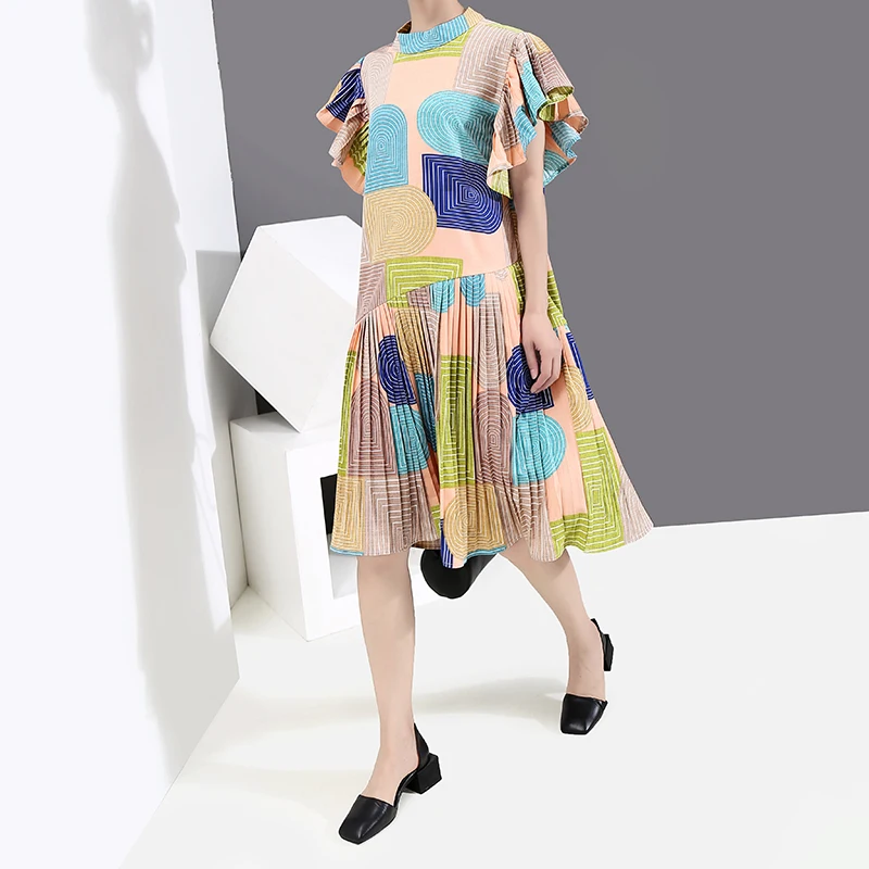 Корейский стиль женская летняя одежда с коротким рукавом плиссированное платье