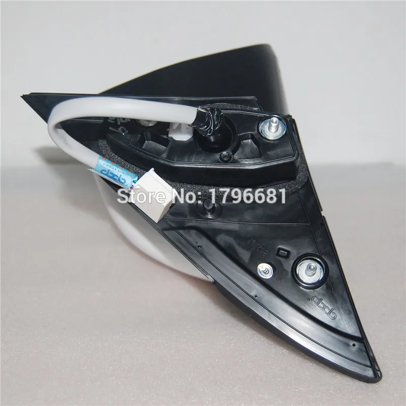 Зеркало заднего вида с электрическим подогревом и светодиодной подсветкой 8