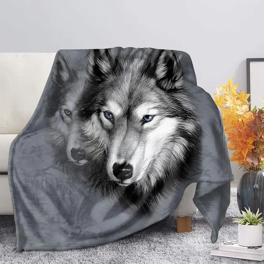 

Gray Wolf Print Flannel Fleece Throw blanket Moon Night Wolves Sherpa blanket On beds adults Kids Fur Throw blanket0