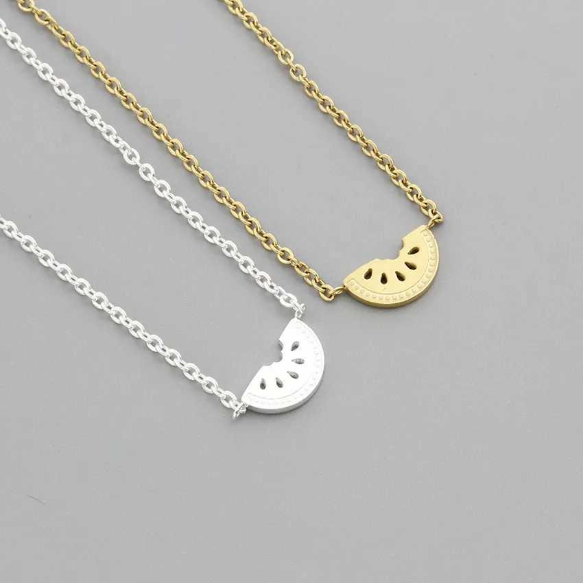 Полуожерелье чокер с арбузом из нержавеющей стали розовое золото изящное сердце