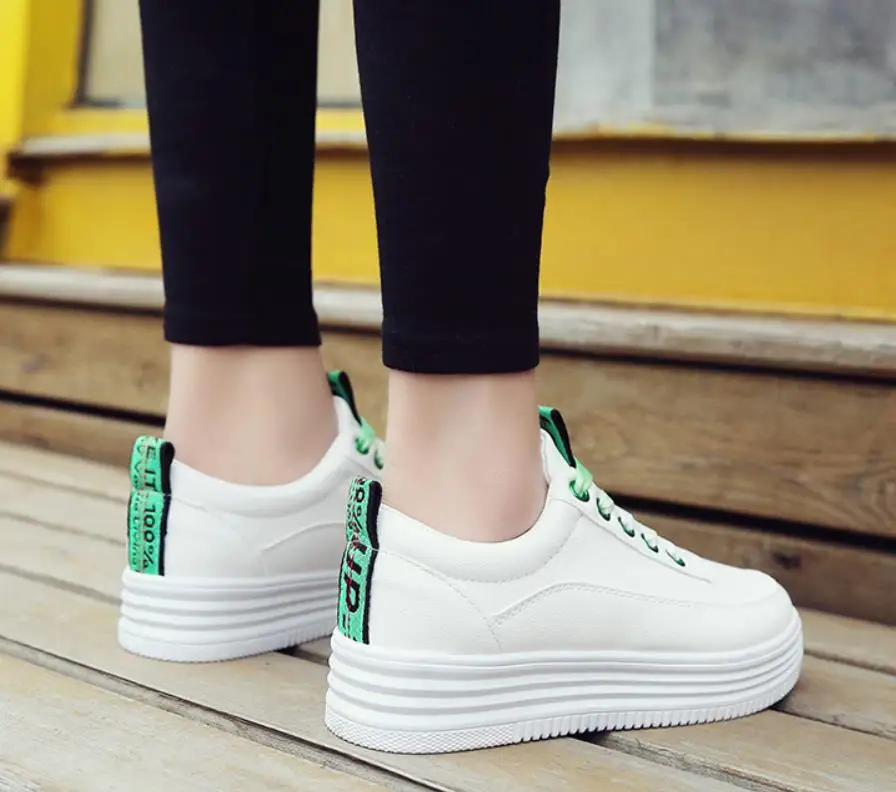 Новые женские модные белые кроссовки из мягкой искусственной кожи 2019 Лучшие