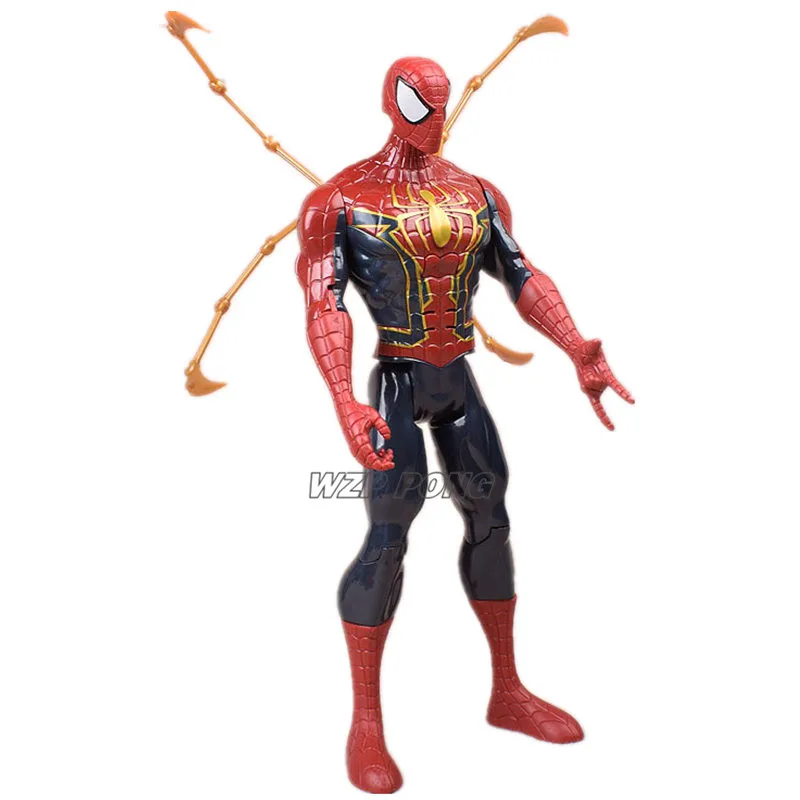 Фигурка супергероя Hasbro Мстители со светодиодной подсветкой и звуковой моделью