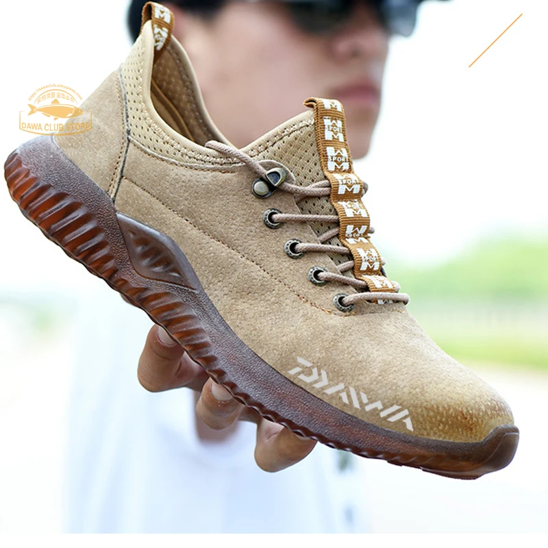 

2020 New Daiwa Men's Waterproof Fishing Shoes Breathable and Anti-puncture Shoes Mountaineering Non-slip Wear-resistant Shoes