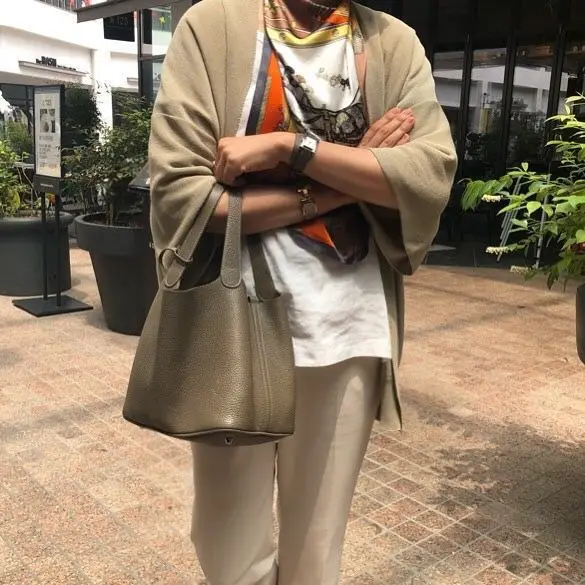 

2020 Small Square Hijab Neck Scarf Women 100% Real Silk Scarves Print Pashmina Bandana New Female Foulard Office Lady Wraps