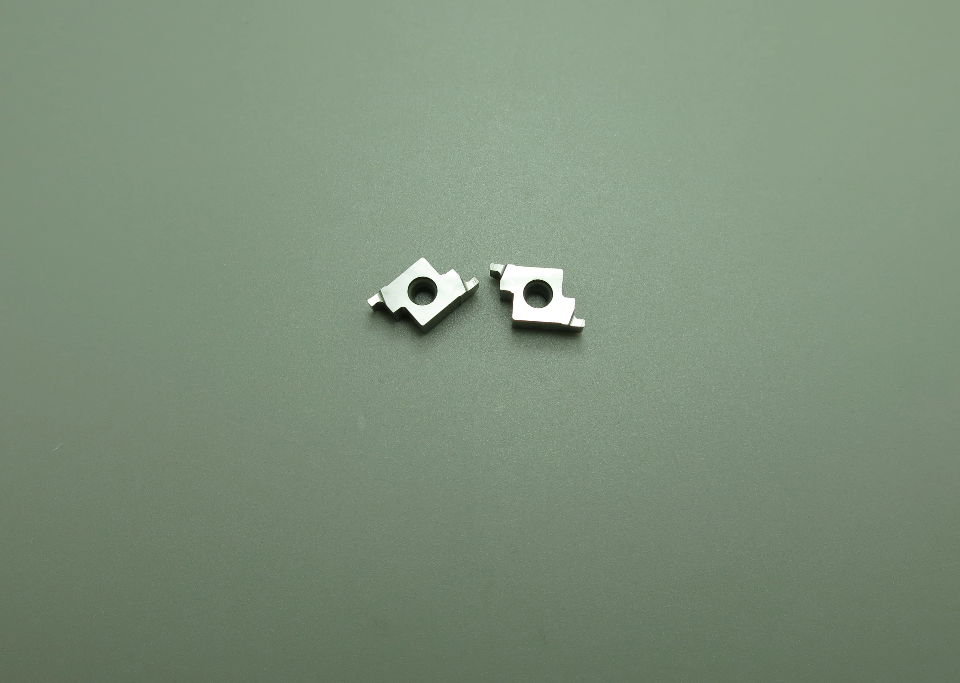

High quality carbide non coating inserts 7GR 8GR 9GR100/150/200 NS, grooving insert for aluminum and copper process