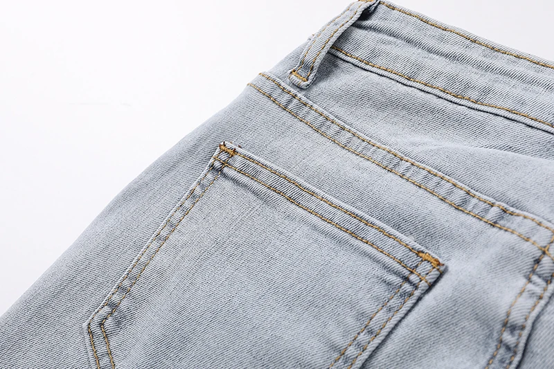 

[EAM] High Waist Blue Irregular Burrs Hole Denim Trousers New Loose Fit Pants Women Fashion Tide Spring Autumn 2021 1DD5826