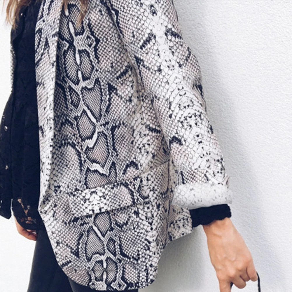 

Soft Slim Fit Women Blazer Long Sleeve Outerwear Party Snakeskin Printed Casual Turn-down Collar Open Front Daily Wear Shopping