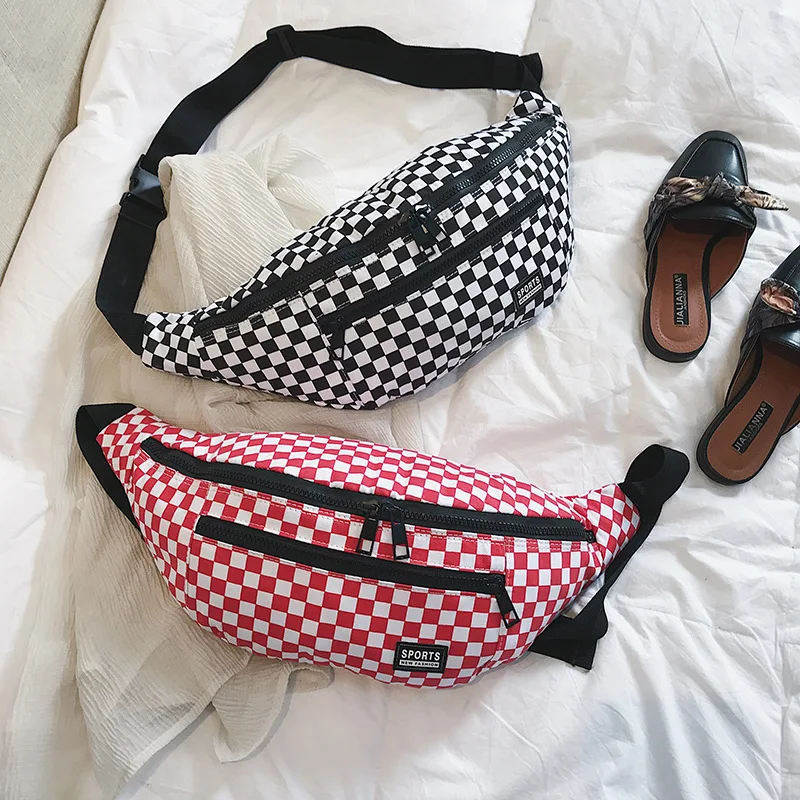 Поясная Сумка женская вместительная в черно-белую клетку дорожные нагрудные