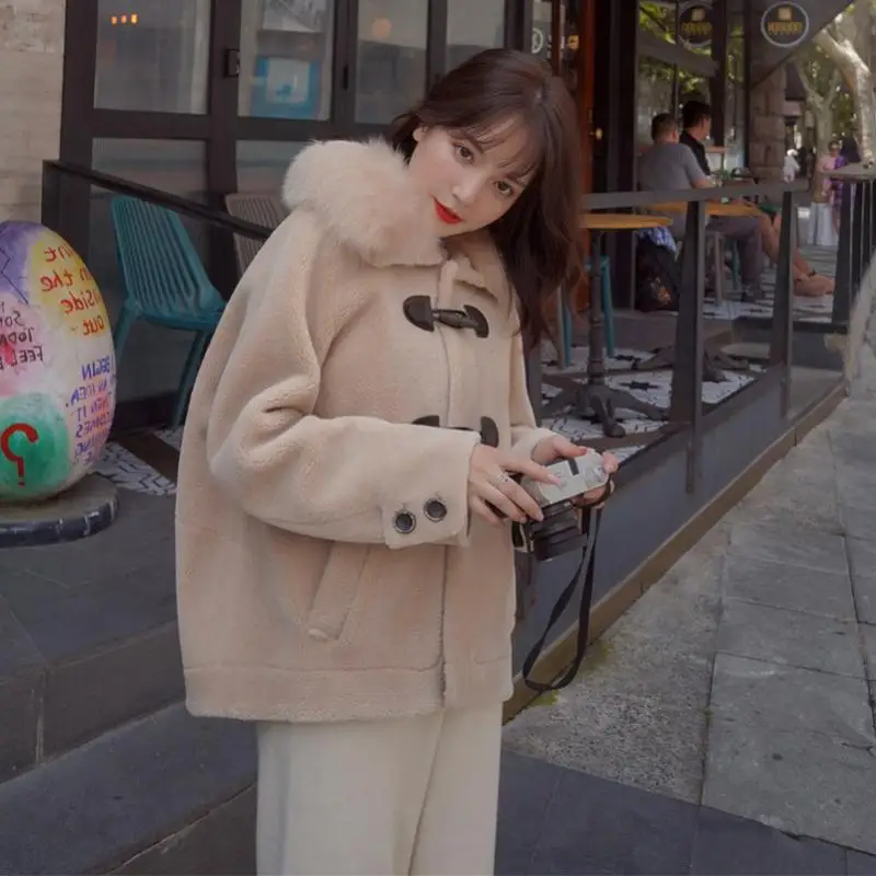 

Swyivy Lamb Wool Fur Jackets Coat Women Winter Warm Short Design Jackets 2020 Female Horn Button Outwear Coat for Women with Fur