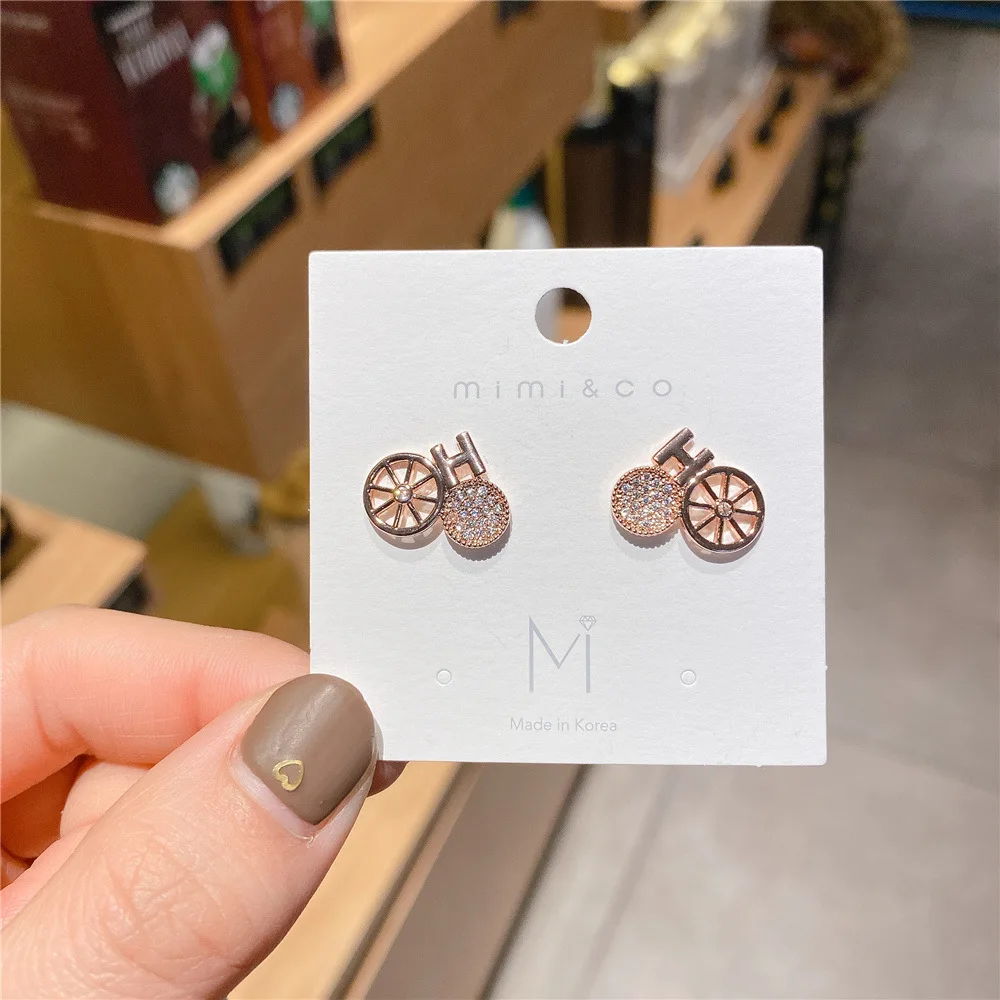 Женские серьги-гвоздики из розового золота в Корейском стиле | Украшения и