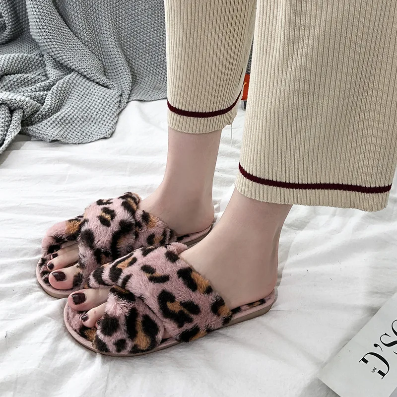 Autumn and Winter Open-toed Net Red Leopard Cross Slippers Fashion Indoor Home Furry Slippers Women
