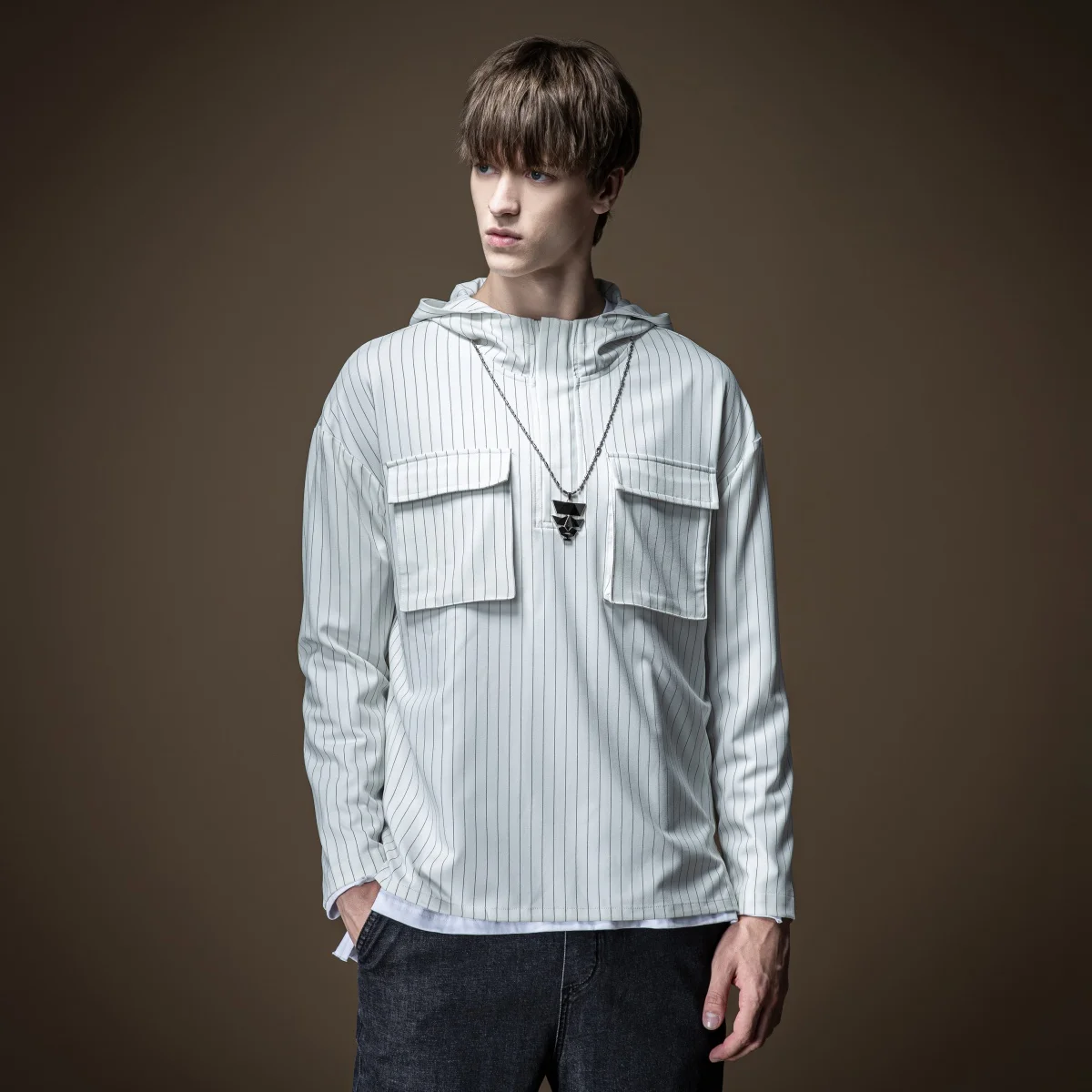 

Пуловер мужской с капюшоном, модная черная Осенняя белая повседневная куртка в полоску, Свитшот B203109063