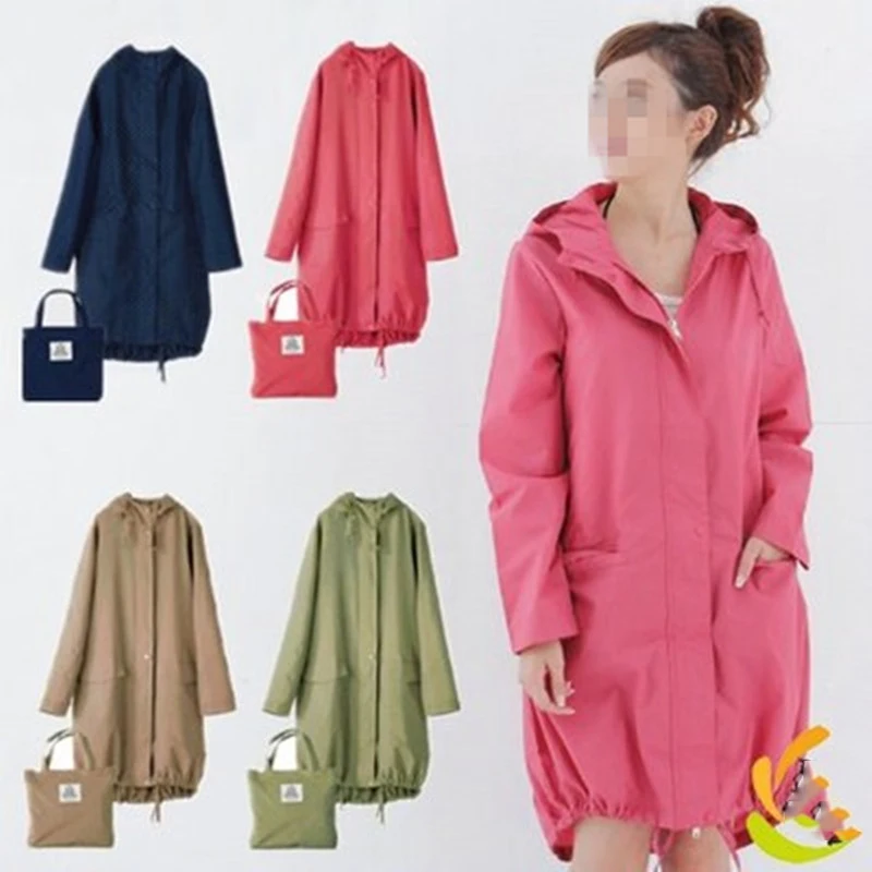 Женский непромокаемый плащ пончо длинный дышащий дождевик с капюшоном для
