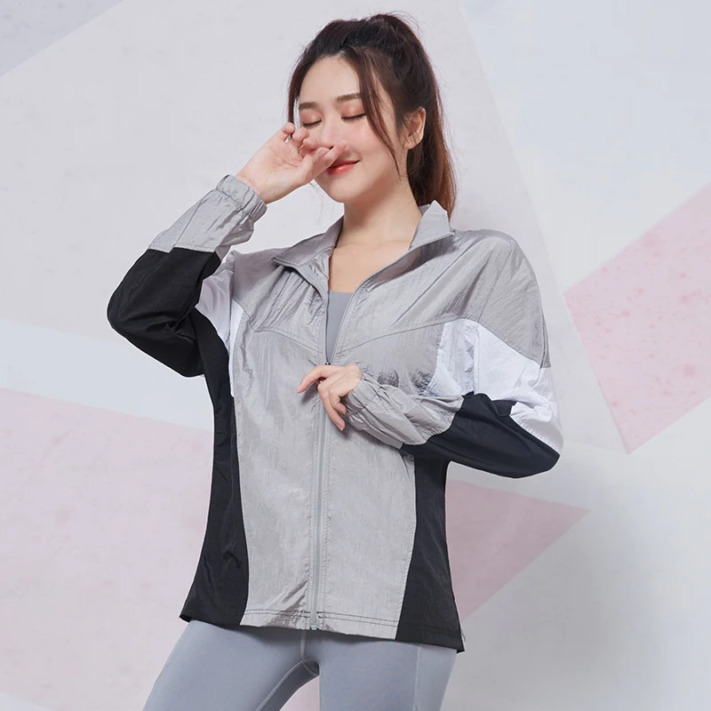 Уличные женские куртки для тренировок весенне-летние ультратонкие с защитой от