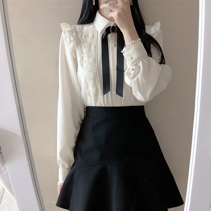 

Spring 2022New Office Lady Work Wear Lace Patchwork Ruffled Blouses Women Single Breasted Peter Pan Collar Bow White Shirts Tops