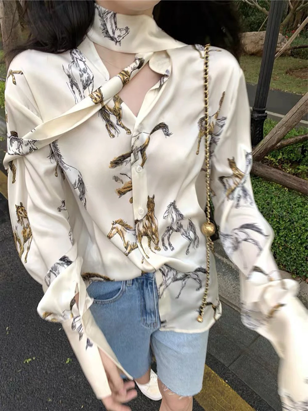 

2021 Autumn fashion ladies printed silk shirt high quality blouses