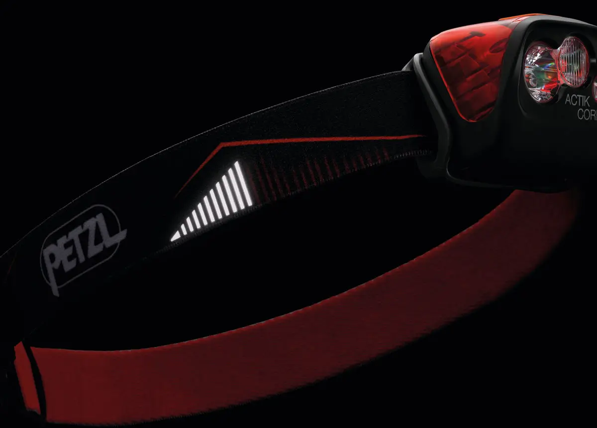Фонарь налобный PETZL 2021 Actik Core Red|Фары| |
