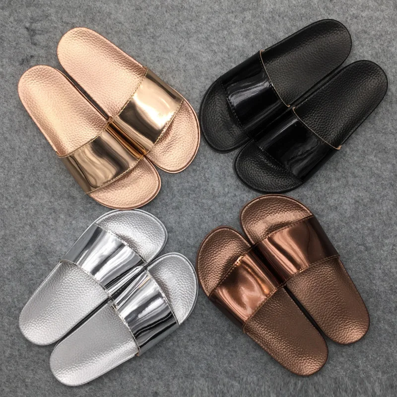 

Women Slides 2018 Fashion Slippers Platform Sandals Summer Bling Beach Slides Flip Flops Comfortable Flat Shoes Slippers