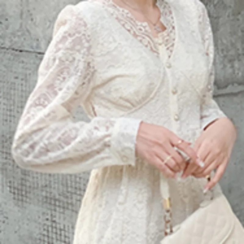 

Hollow Out New Style French Lady Super Fairy V-neck Waist Long Sleeve Lace White Medium Length Dress Slim Vestidos De Fiesta