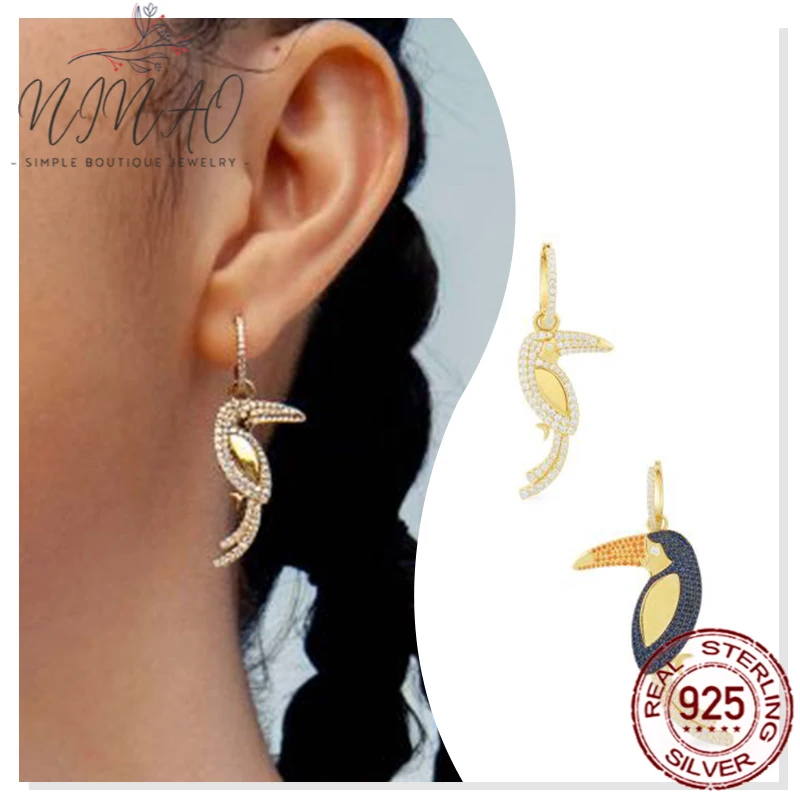 

Серьги-гвоздики из серебра 925 пробы с фианитами