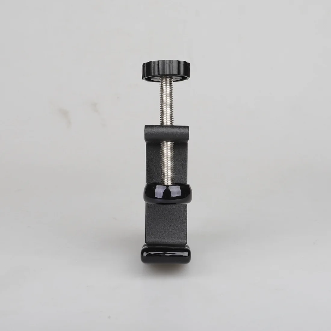 

W17 Clarinet Desktop Support Small Bracket For Wood Polishing