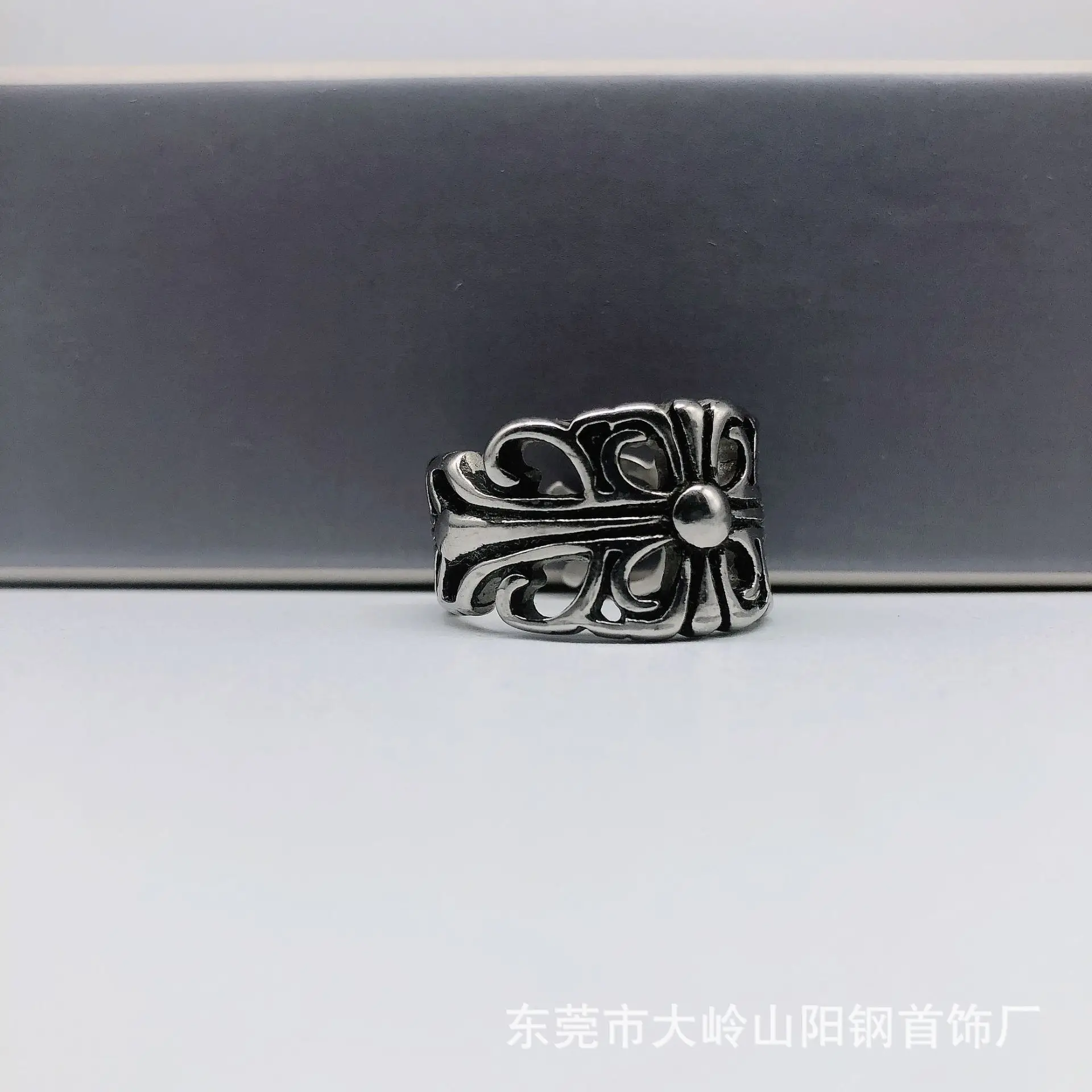 

Trendy Dragon Ring Retro Personality Ring Stainless Steel Titanium Steel Men's Ring
