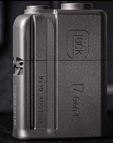 Смотреть видео 2color GEAR GLOCK титановый сплав 6,2*4,2*1,9 см 63g CNC shooter EDC щит Водонепроницаемая зажигалка