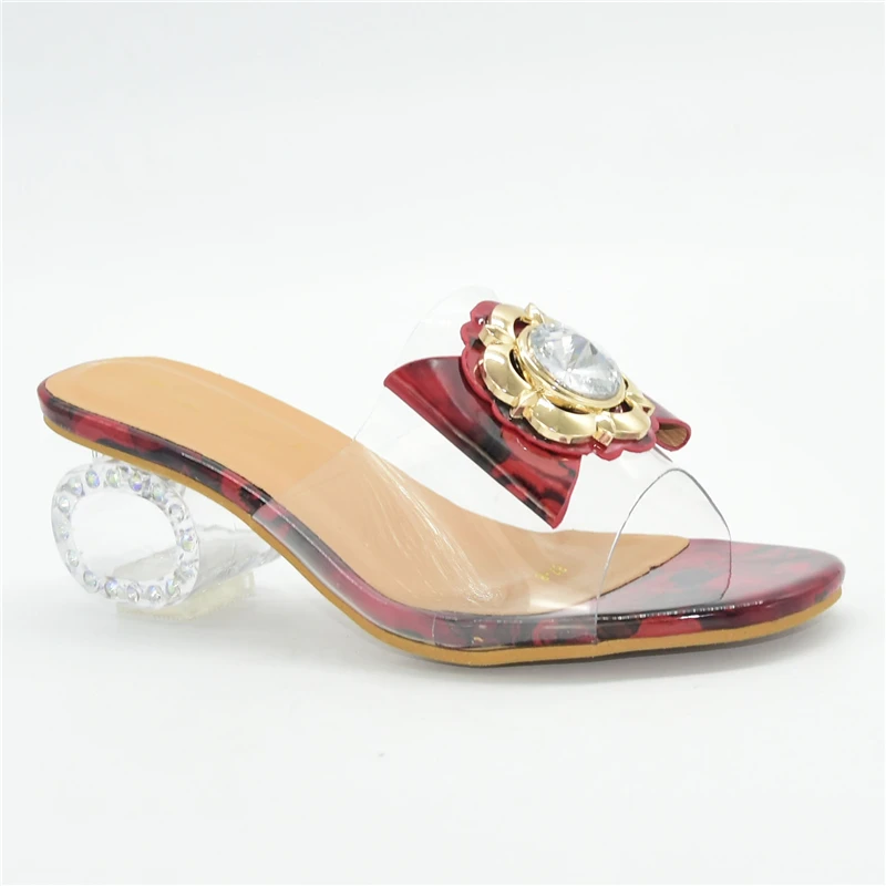 Новинка 2021 г. Женские сандалии зеленого цвета Модные пикантные женские модельные