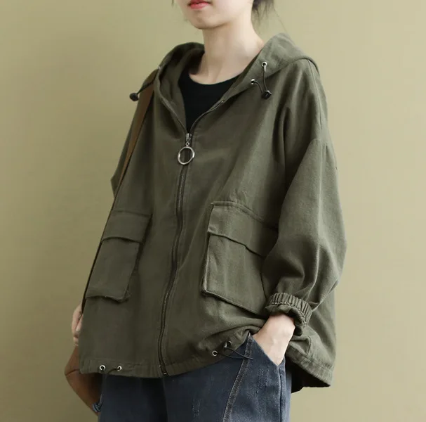 Осенние куртки женские большие размеры свободные ретро пальто 2019 новые топы с