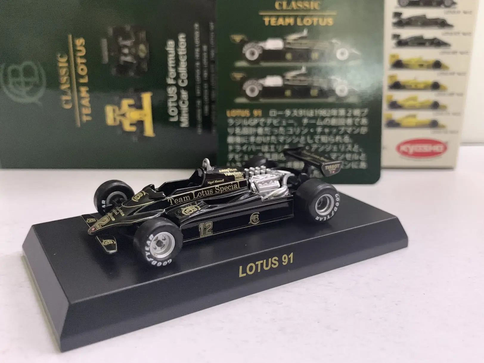 

Модель тележки KYOSHO 1/64 Lotus 91 Mansell 1982 Formula 1