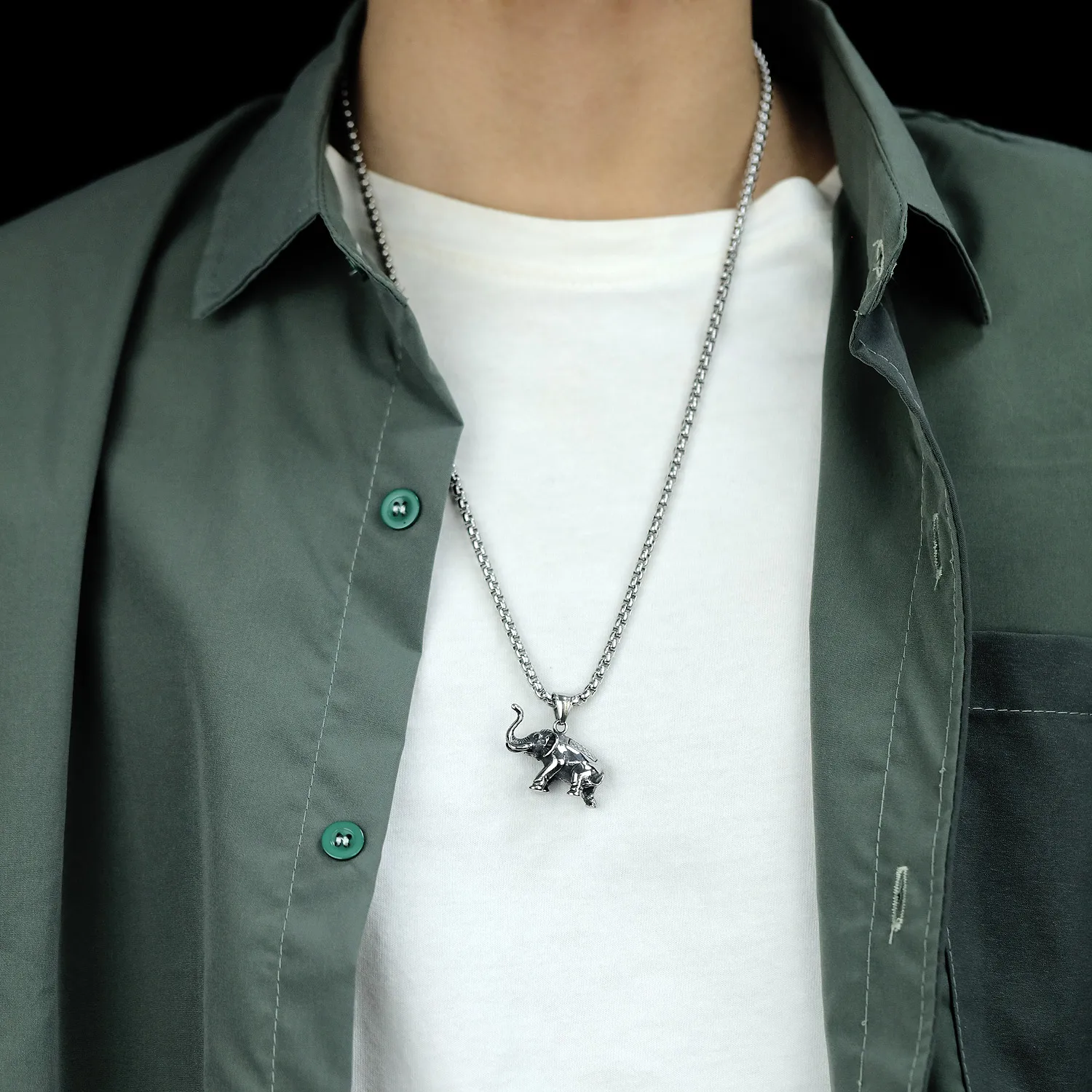 

2021 Vintage Stainless steel Elephant Pendant Man Necklace Punk Streetwear Emo Hip Hop Neck Jewelry Boy Gift Necklaces Wholesale