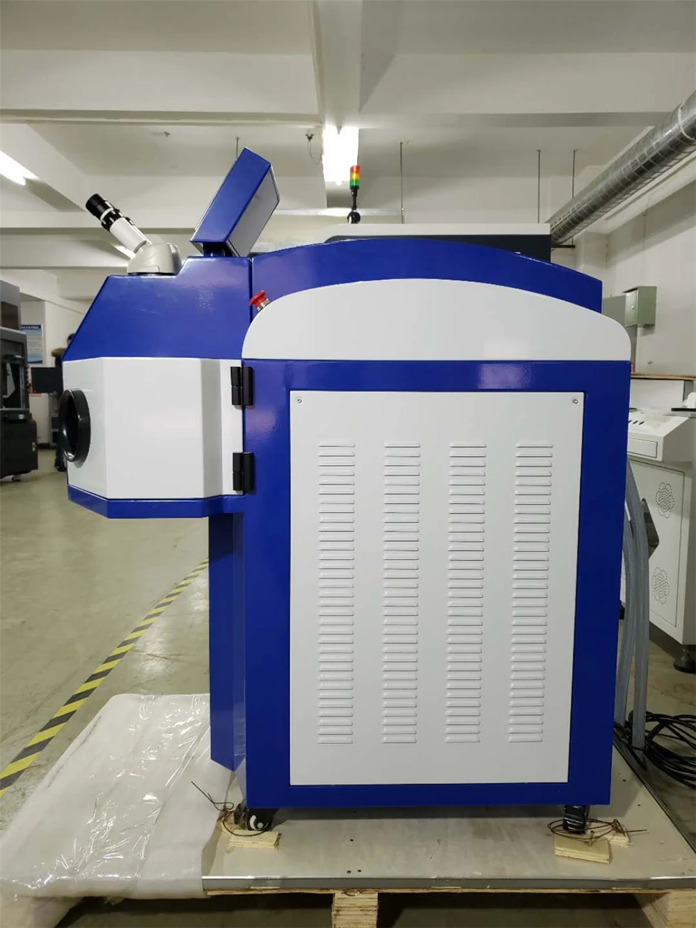 Портативный мини-лазерный сварочный аппарат для золотых и точечных ювелирных